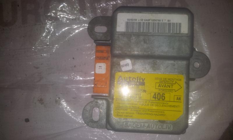 Airbag crash sensors module 9638592580 550725200 Peugeot 406 1995 1.9