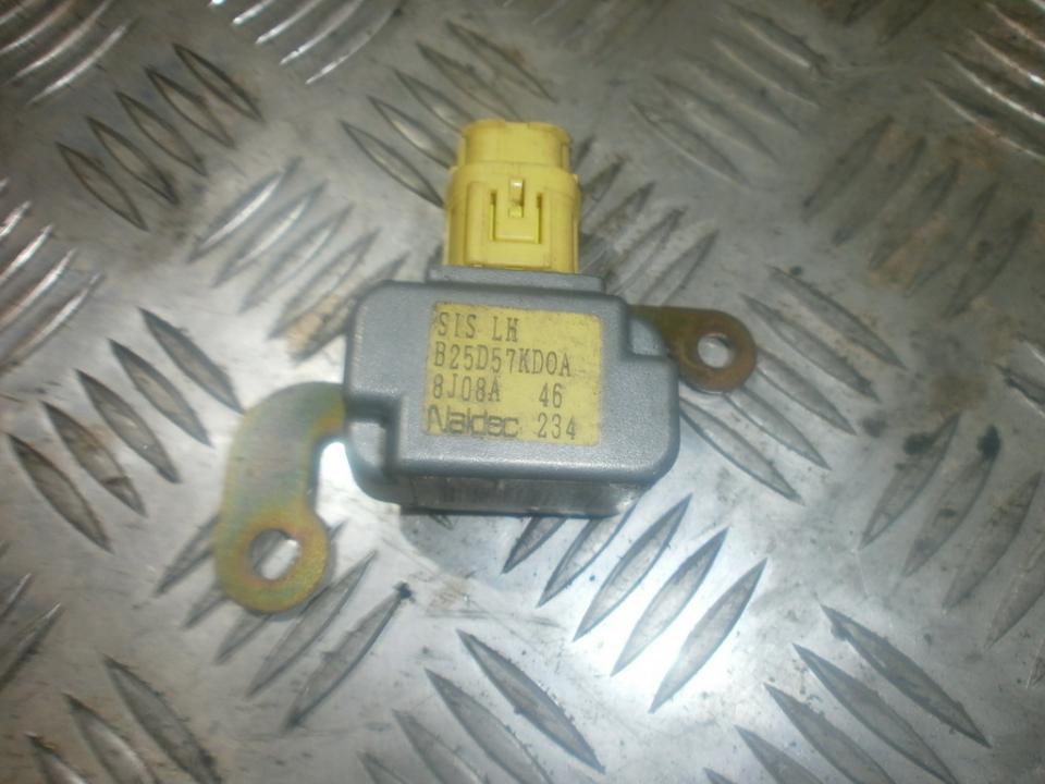 Srs Airbag crash sensor B25D57KD0A  Mazda 323F 1999 2.0
