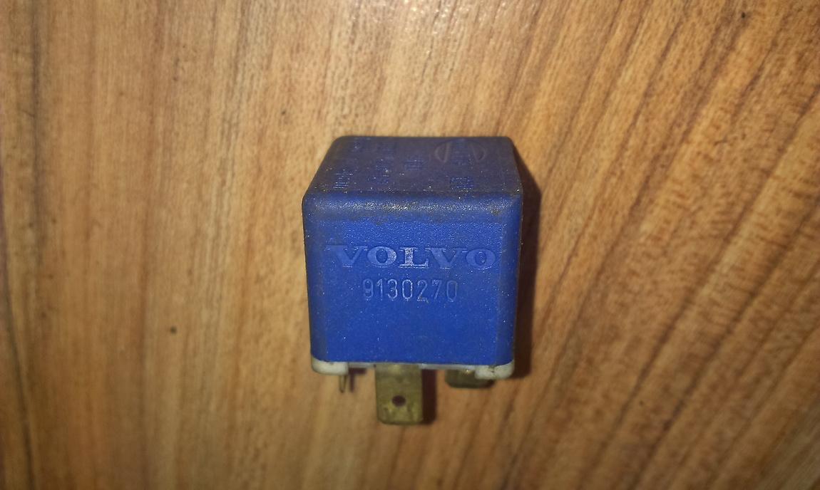 Блок электронный 00352052  Volvo 850 1996 2.4
