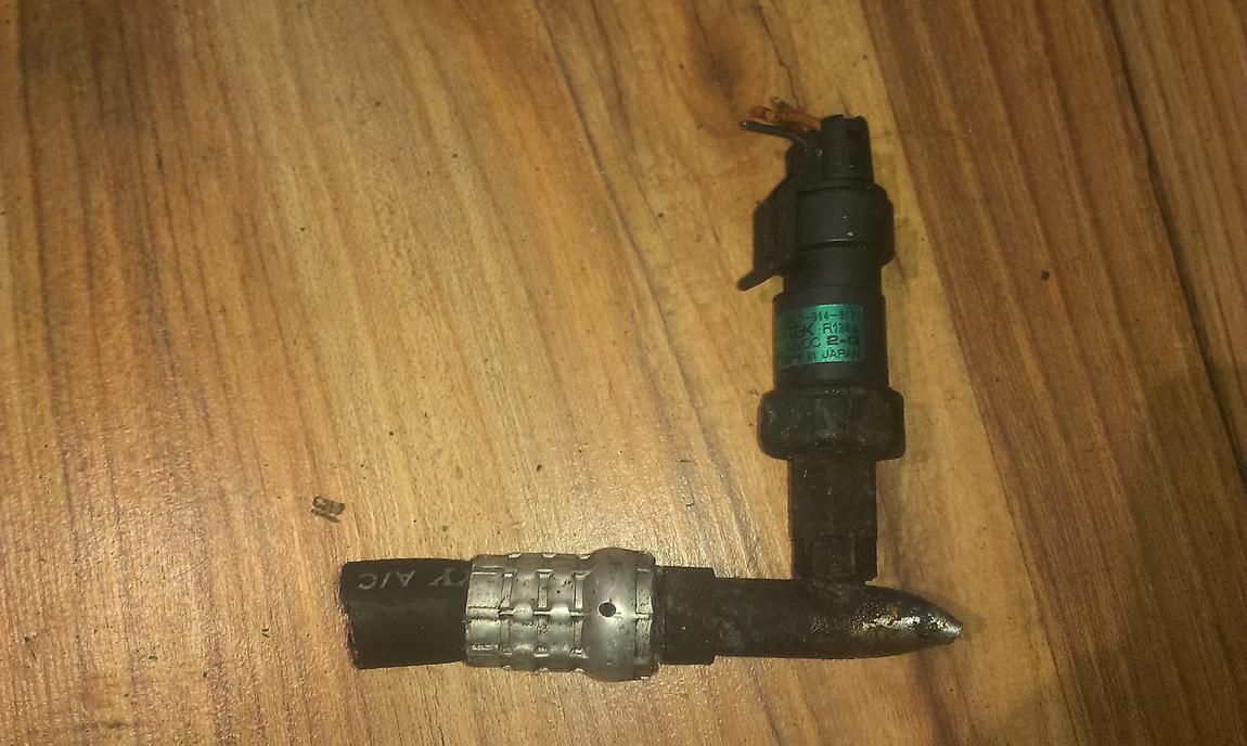 Pressure Switch, air conditioning AC Pressure Switch Control 7700424025  Renault SCENIC 1997 1.6