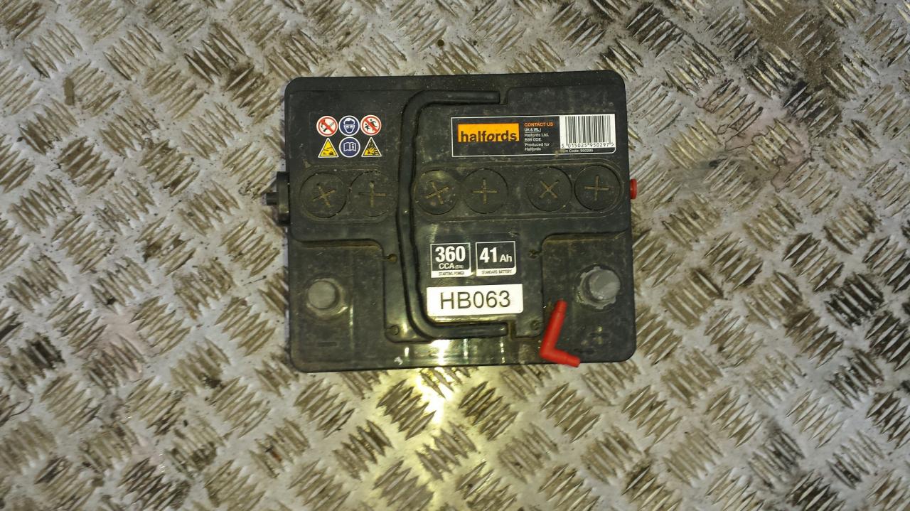Baterija - Akumuliatorius HALFORDS 41Ah Opel ASTRA 1996 1.4