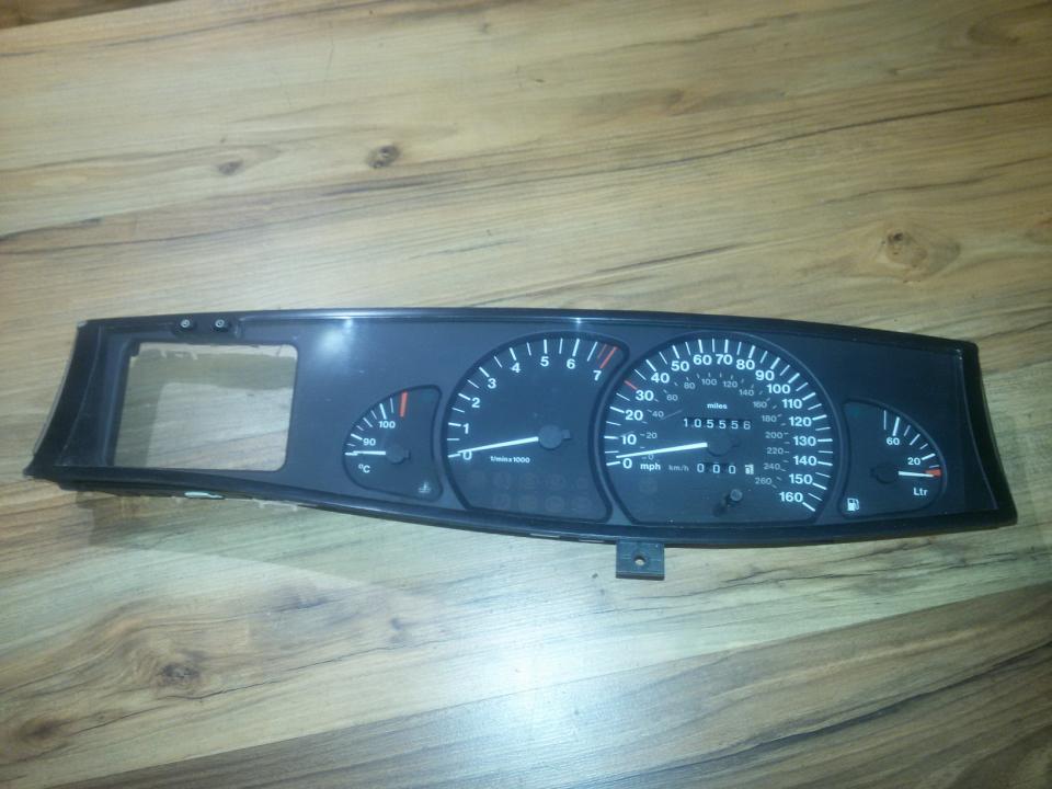Spidometras - prietaisu skydelis 90493818 88481674 Opel OMEGA 1998 2.5
