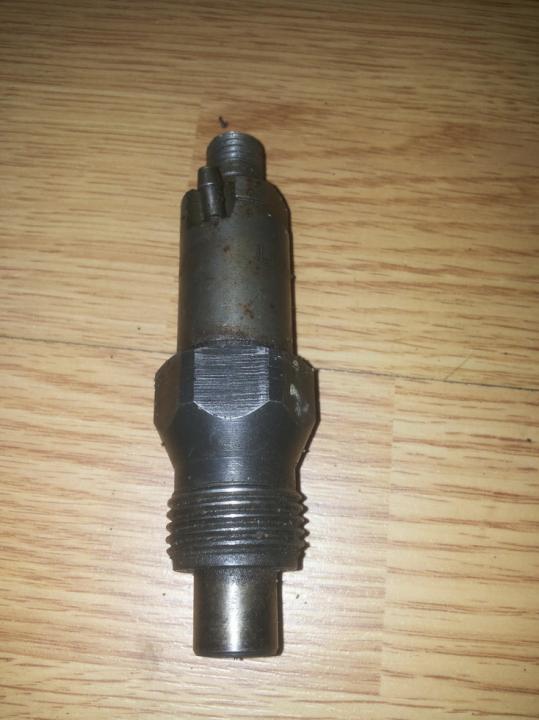Fuel Injector lcr6735401d  Volvo V40 1999 1.9