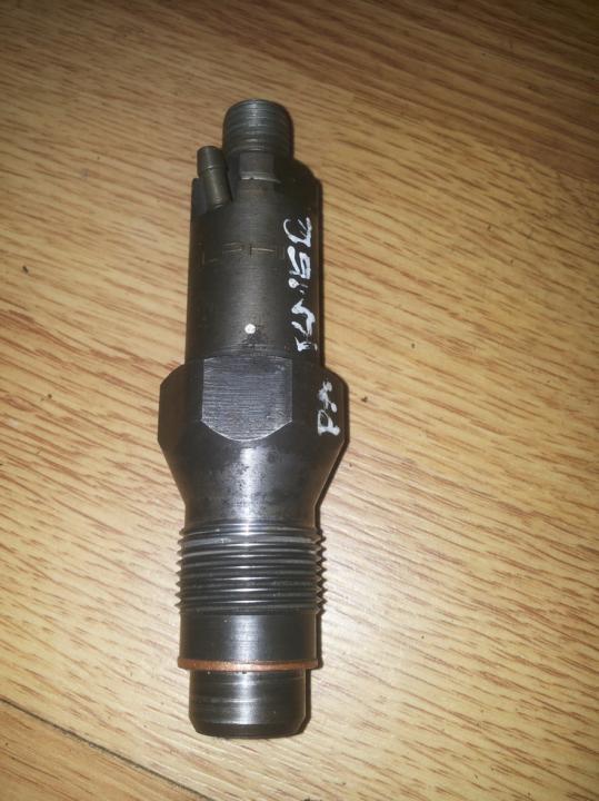 Fuel Injector lcr6736001  Peugeot 206 2002 1.4