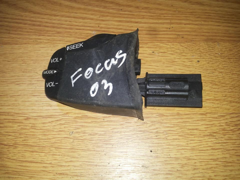 Переключатель подрулевой управления магнитолой NENUSTATYTA  Ford FOCUS 2004 1.8
