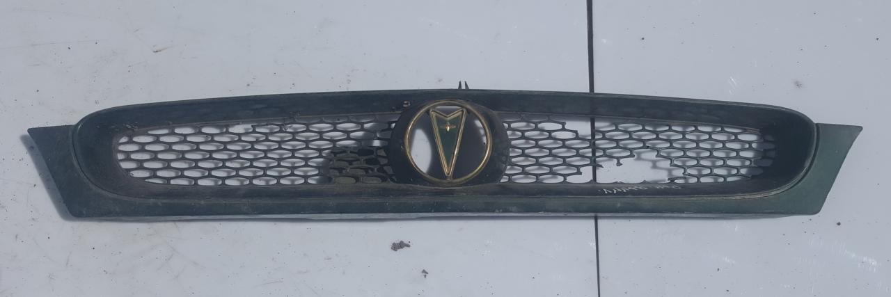 Front hood grille 25550517  Pontiac BONNEVILLE 1993 3.8