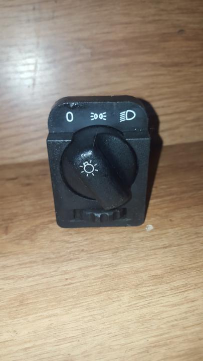 Headlight adjuster switch (Foglight Fog Light Control Switches) 90481764  Opel TIGRA 1997 1.4