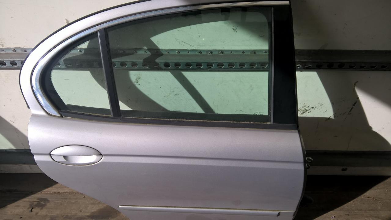 Автомобили Двери - задний правый NENUSTATYTA NENUSTATYTA Jaguar X-TYPE 2004 2.5