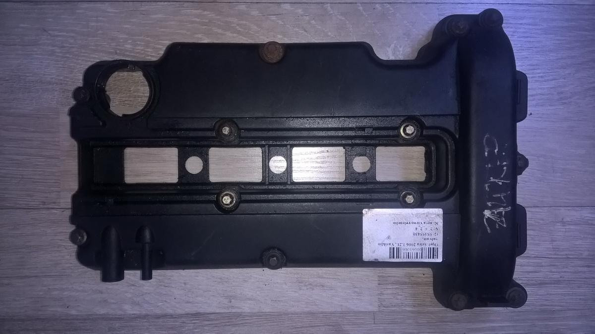 Valve cover 55351461 f531002 Opel ASTRA 2000 1.7