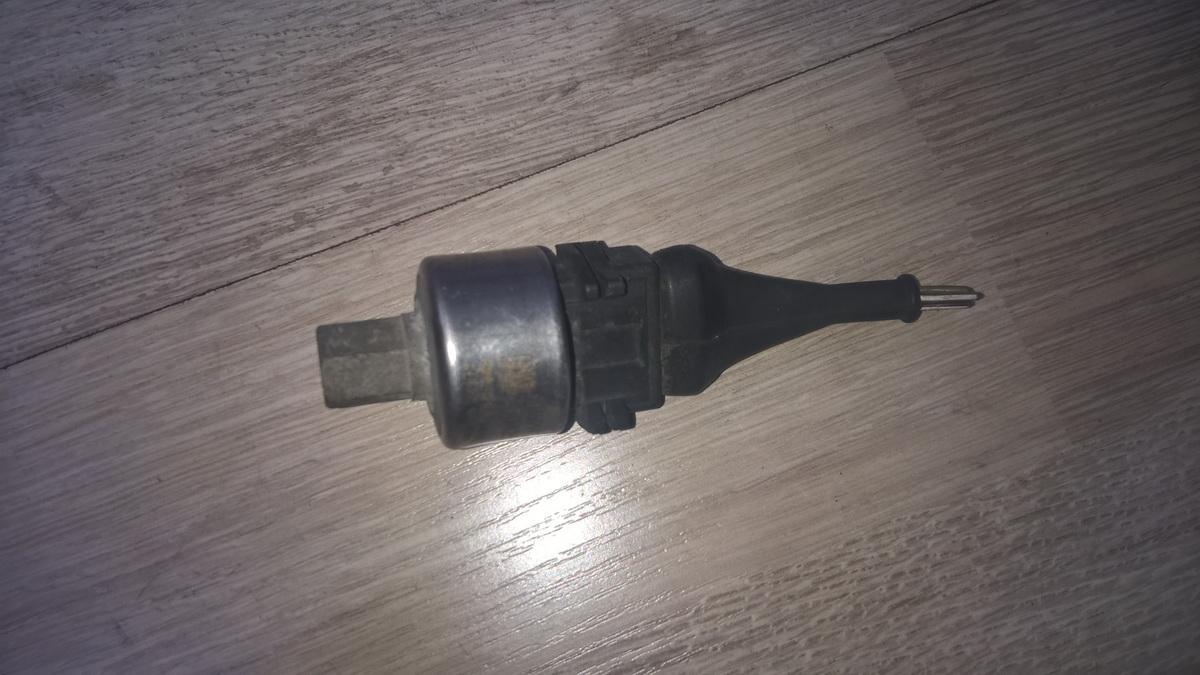 Pressure Switch, air conditioning AC Pressure Switch Control 90359991 280423, 48537 Opel CORSA 2001 1.2