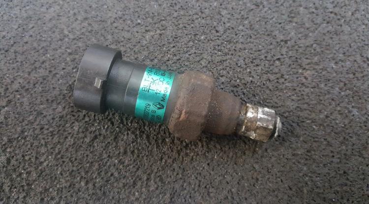 Pressure Switch, air conditioning AC Pressure Switch Control 7700837219 BLT-914-83, R134A, 12VDC Renault SCENIC 1998 1.6