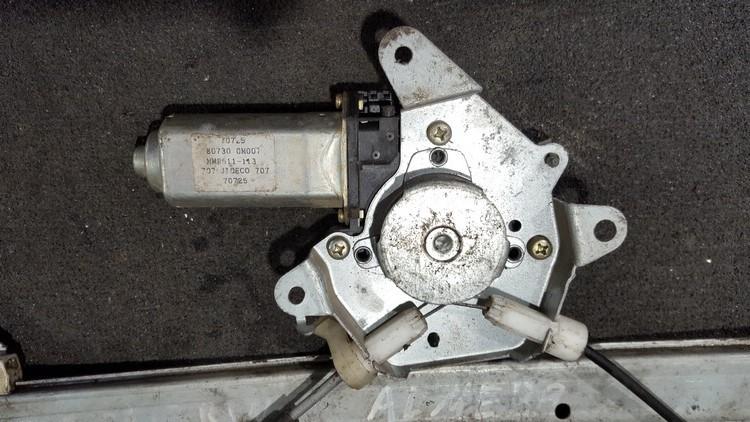 Duru lango pakelejo varikliukas P.D. 807300m007 mmrs11-113 Nissan ALMERA 1996 2.0