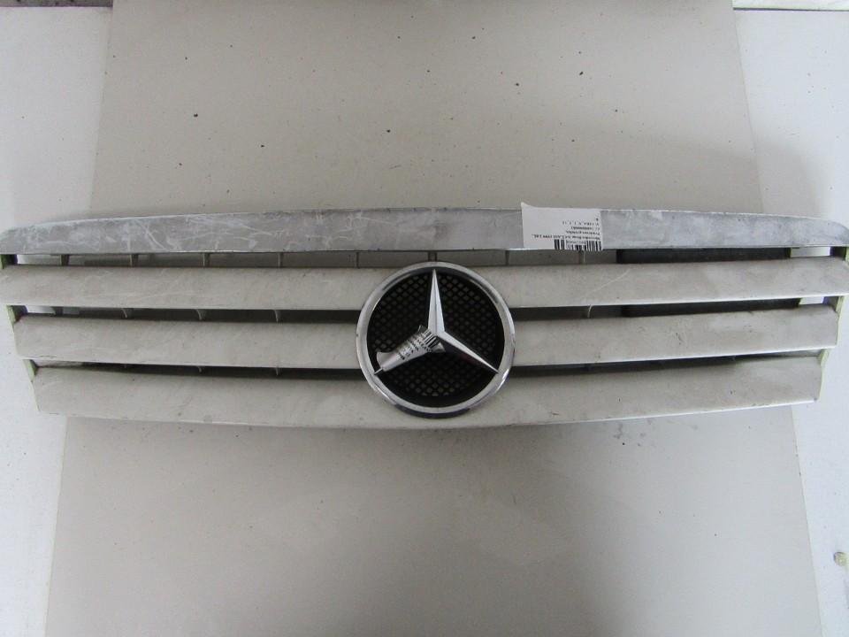 Priekinis zenkliukas (Emblema) NENUSTATYTA n/a Mercedes-Benz A-CLASS 2000 1.7