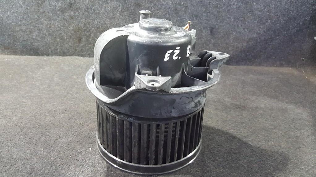 Heater blower assy XS4H18456AD XS4H-18456-AD Ford FOCUS 2001 1.8