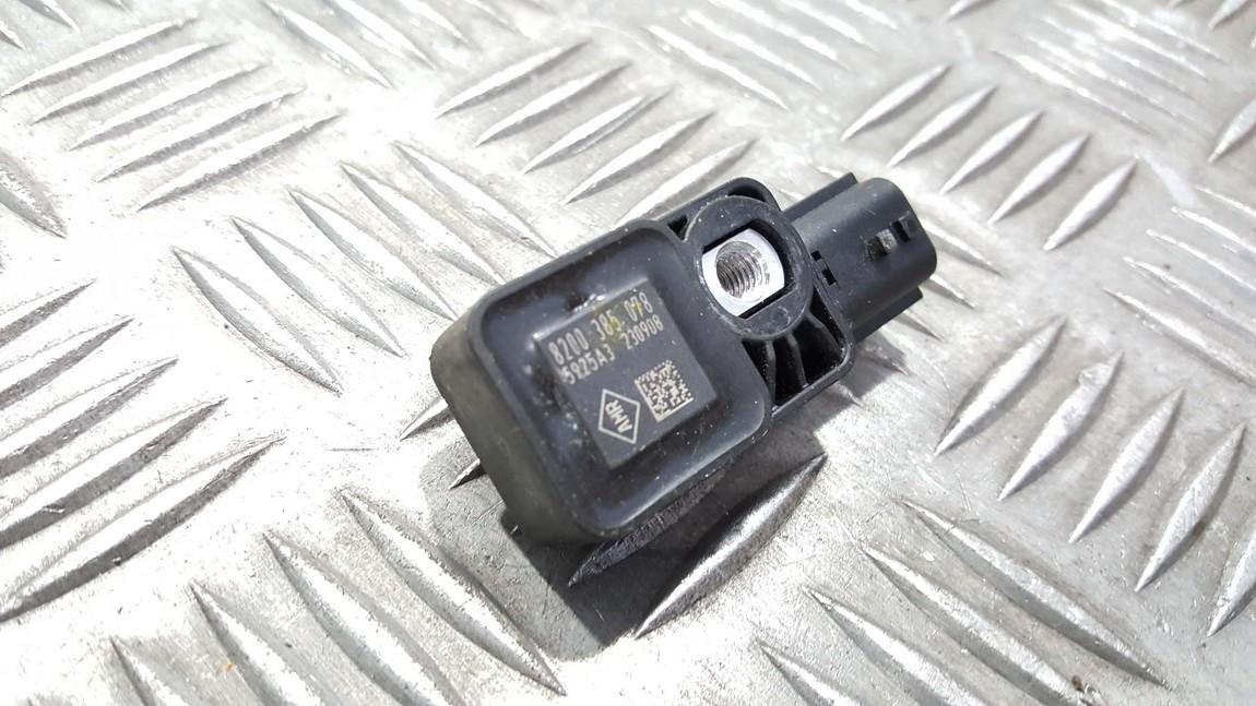 Srs Airbag crash sensor 8200385078 NENUSTATYTA Renault KANGOO 2014 1.5