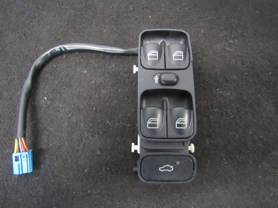 Stiklo valdymo mygtukas (lango pakeliko mygtukai) a2038200110 nenustatyta Mercedes-Benz C-CLASS 2007 1.8