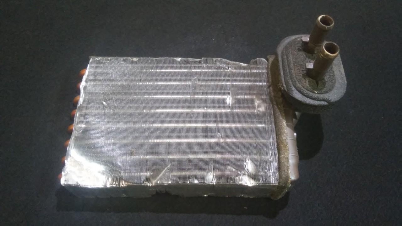 Salono peciuko radiatorius nenustatytas n/a Chrysler NEON 1997 2.0