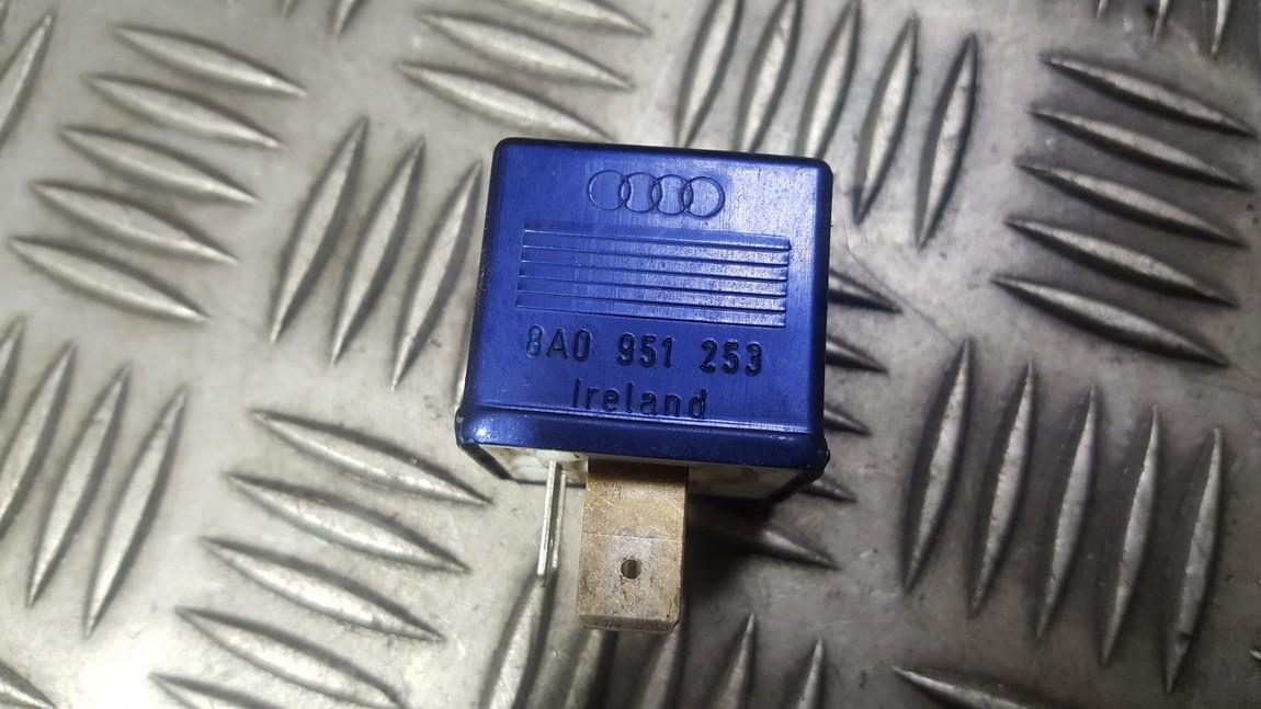 Relay module 8a0951253 899587 Audi A6 2009 2.0