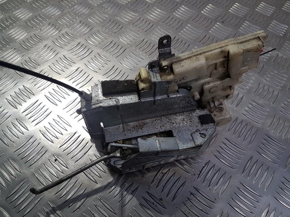 Door Lock Mechanism - front right side used used Toyota YARIS VERSO 2002 1.5