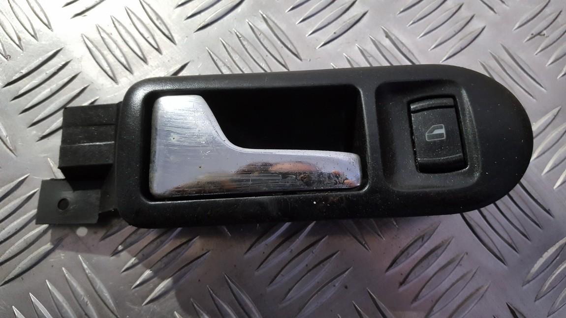 Ручка двери внутренняя передний левый 3b2837113 used Volkswagen GOLF 2002 1.9