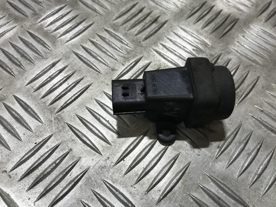 Датчик удара (выключатель) wqt100030 used Honda CIVIC 1995 1.4