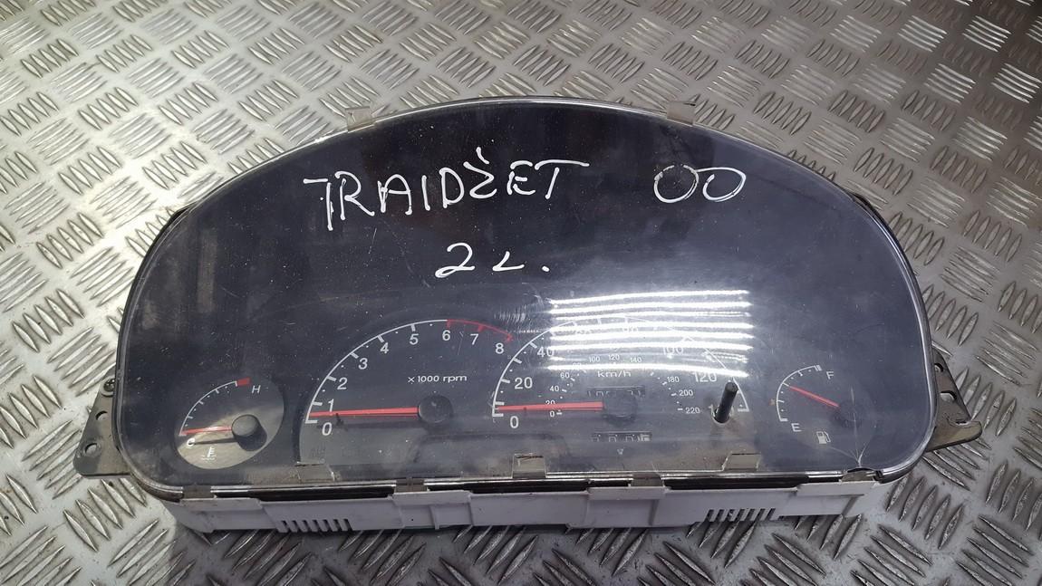 Speedometers - Cockpit - Speedo Clocks Instrument a301dfsc03 used Hyundai TRAJET 2002 2.0