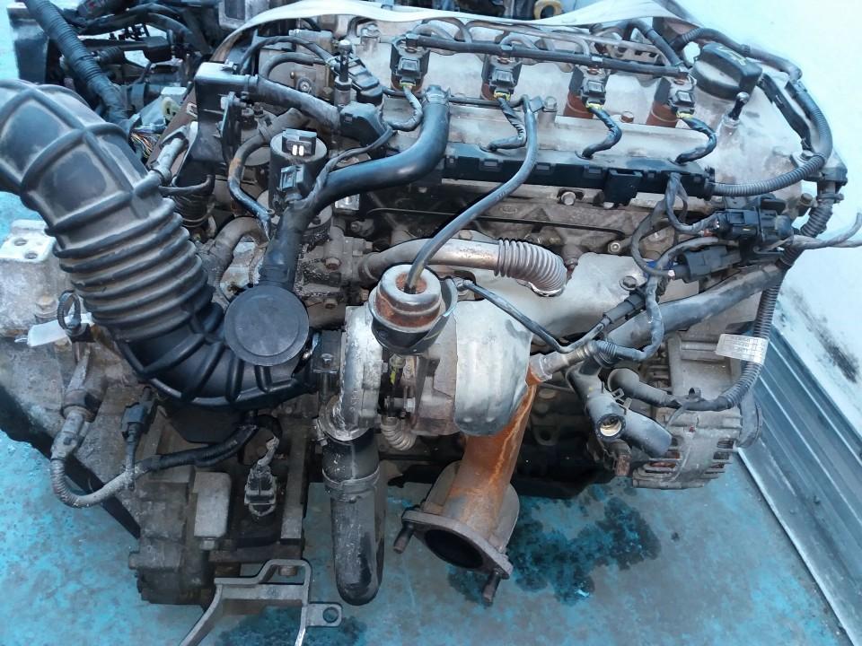 Hyundai i30 2010 1.6 crdi U2 d4fb engine PCV valve location???
