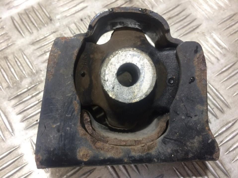 Engine Mounting and Transmission Mount (Engine support) USED USED Toyota AURIS 2008 1.6