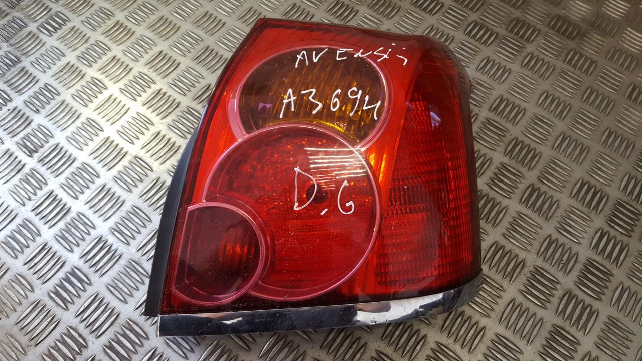 Tail Light lamp Outside, Rear Right 89028783 used Toyota AVENSIS 2001 2.0