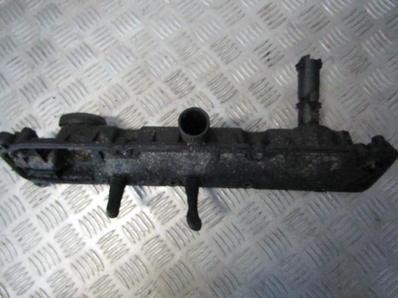 Valve cover 9644059280 used Peugeot 307 2002 2.0
