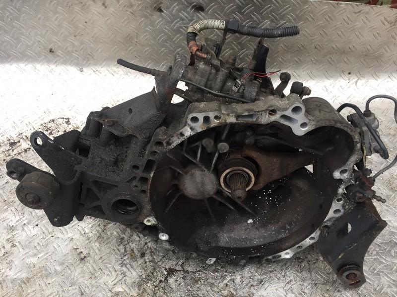 Gearbox used used Toyota AVENSIS VERSO 2001 2.0