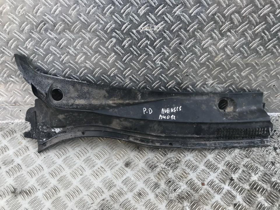 Wiper Muolding used used Toyota AVENSIS 2006 2.2