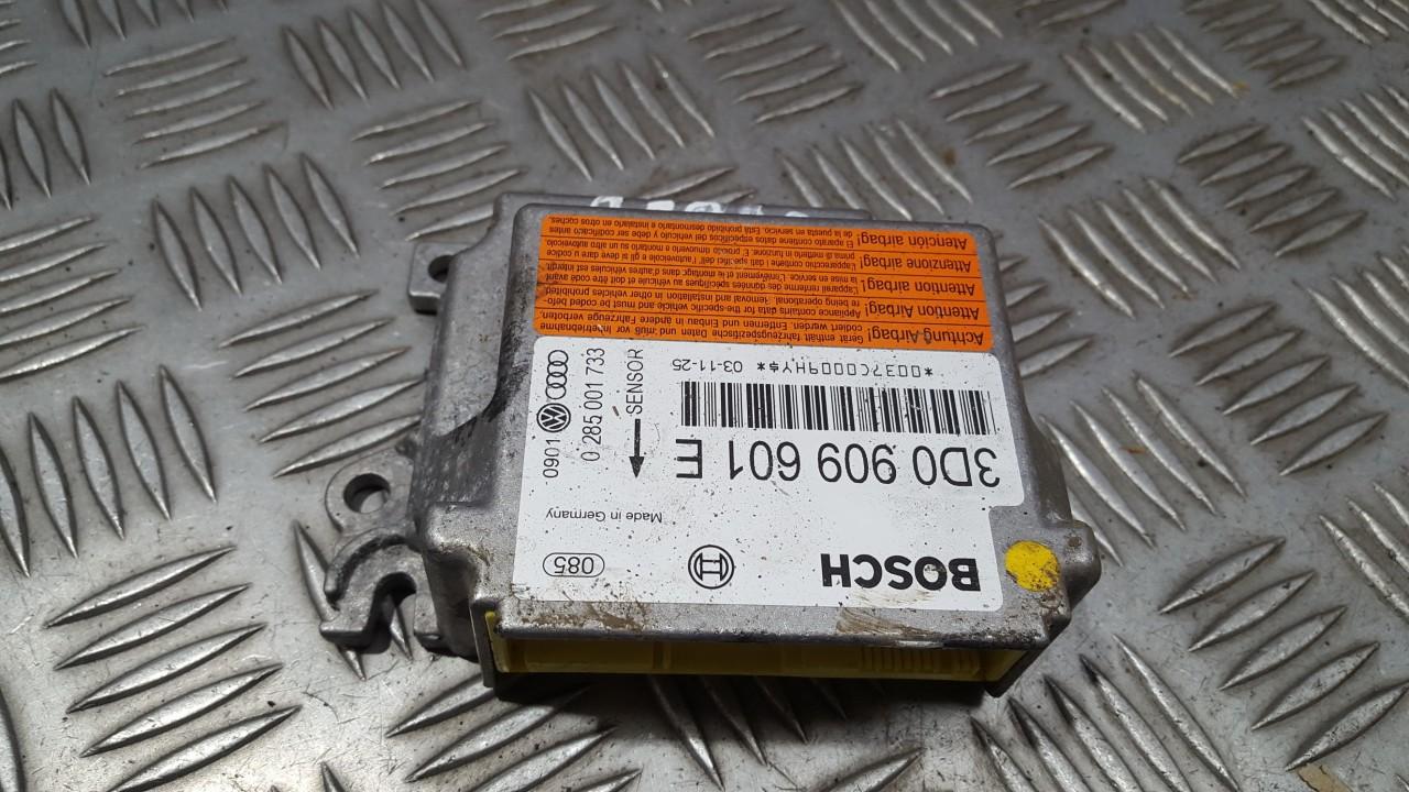 Airbag crash sensors module 3D0909601E 0285001733 Volkswagen TOUAREG 2004 2.5