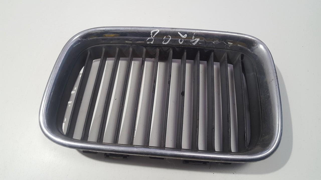 Front hood grille 51138122237 USED BMW 3-SERIES 2002 1.8
