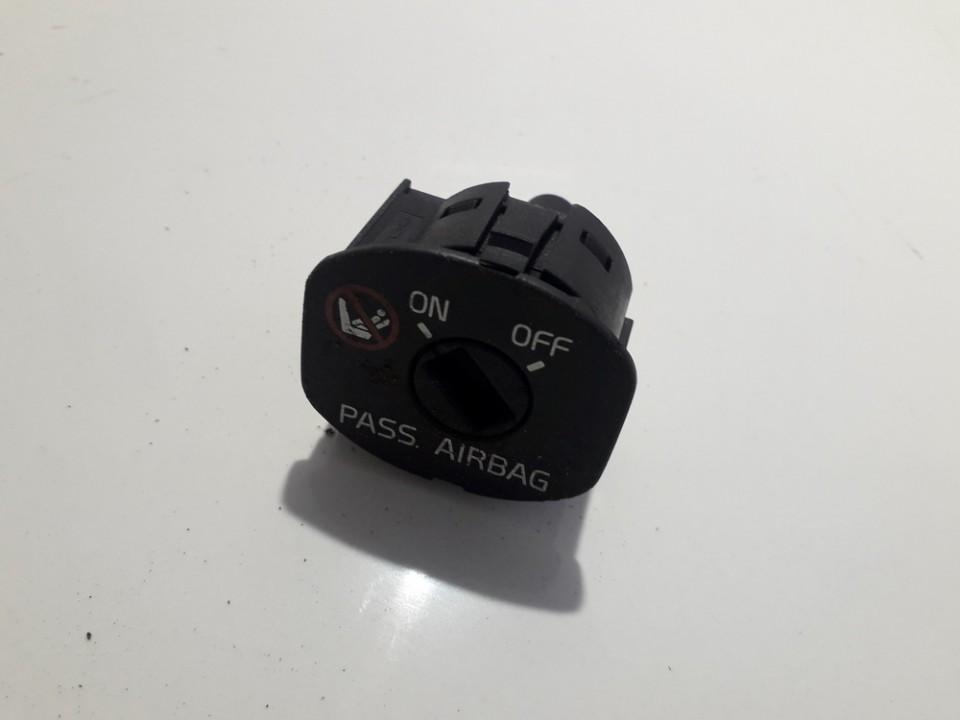 AIRBAG on off Switch (SAFETY ON-OFF SWITCH) 08697008 used Volvo V50 2006 1.6