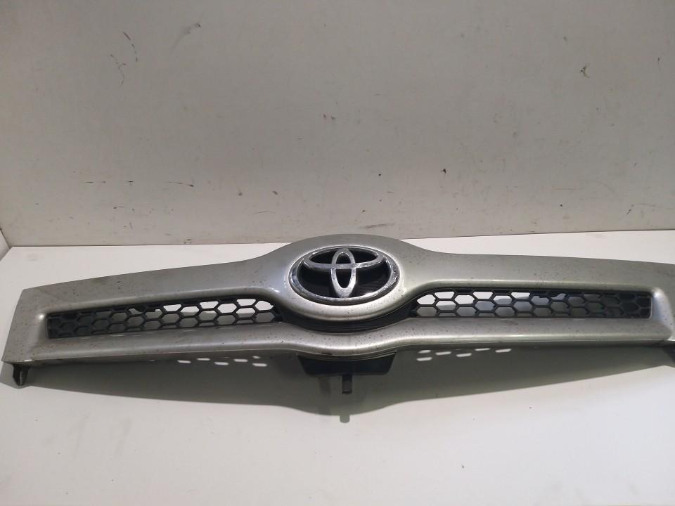 Front hood grille 531110F010 531110F010 Toyota COROLLA VERSO 2003 2.0