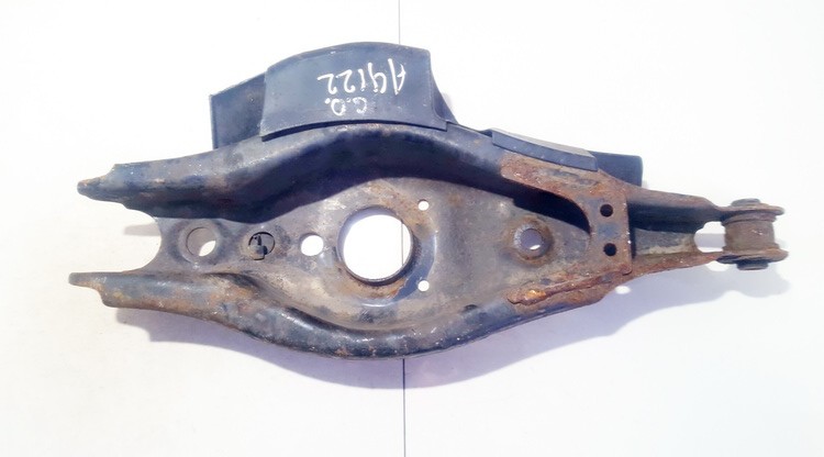 Control Arm rear left used used Toyota AVENSIS 2012 2.0