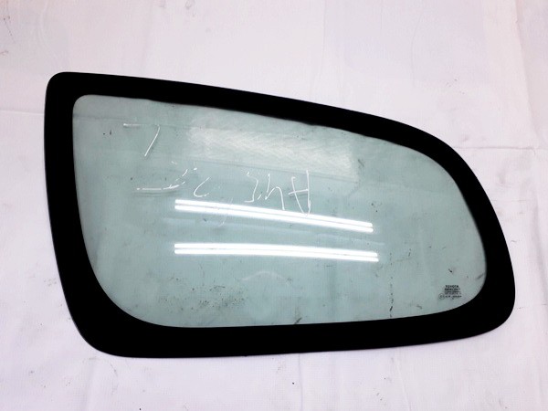 Rear Left  side corner quarter window glass  43r000464 43r-000464 Toyota YARIS 2000 1.0
