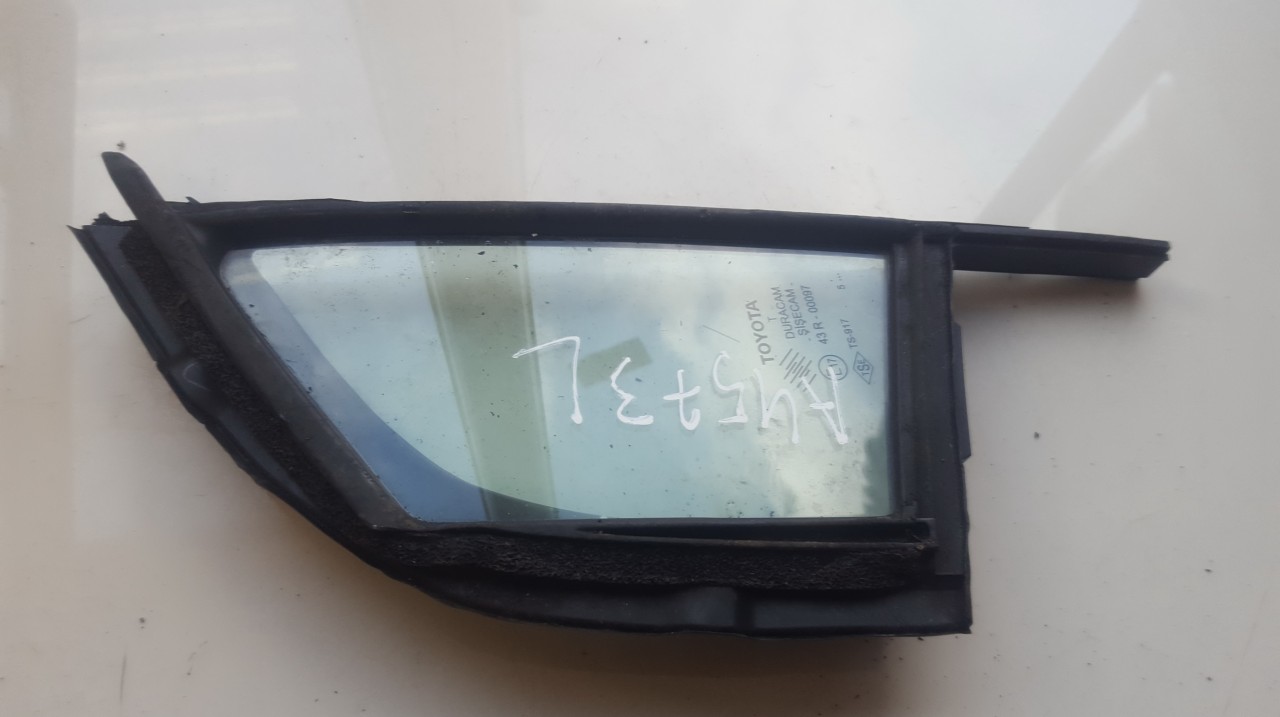 Vent Window - front left side USED USED Toyota YARIS 2018 1.5