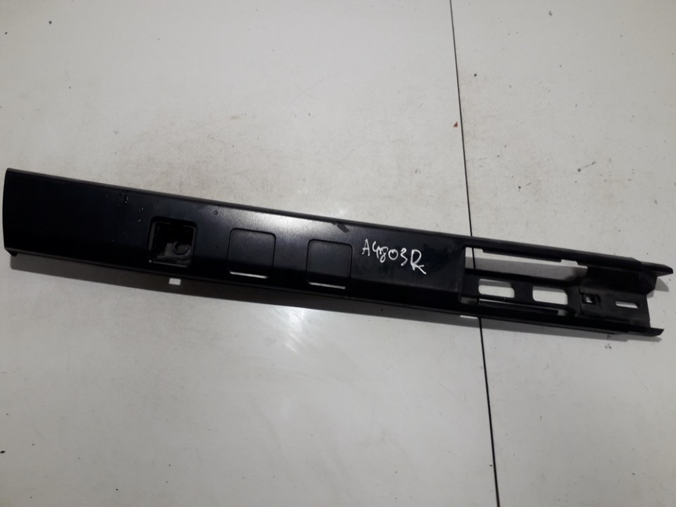 Roof molding - front right used used Honda CR-V 2009 2.2