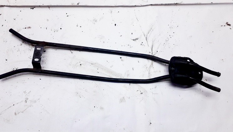 Fuel tube (tube injector) 676840104 6768401-04 BMW 3-SERIES 2006 2.0