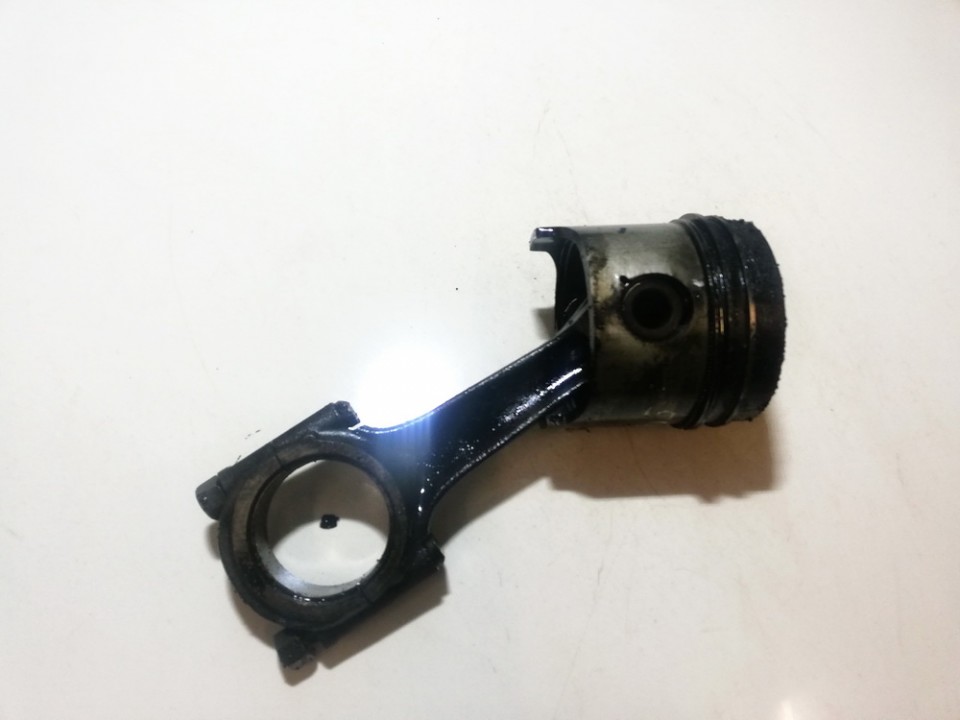Piston and Conrod (Connecting rod) used used Citroen BERLINGO 2003 2.0