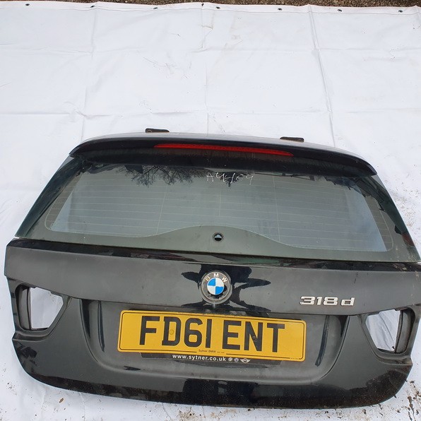 задней двери juodas used BMW 3-SERIES 2007 1.8
