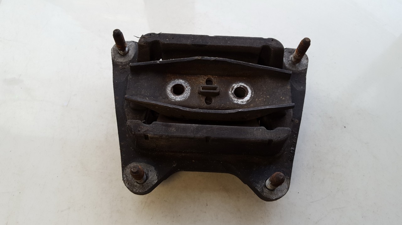 Engine Mounting and Transmission Mount (Engine support) NH1040F1 USED Audi A6 2007 2.0