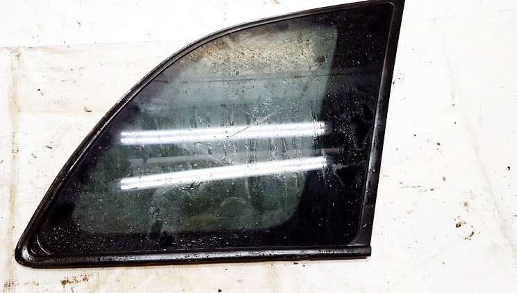 Rear Right passenger side corner quarter window glass used used Toyota RAV-4 2003 2.0