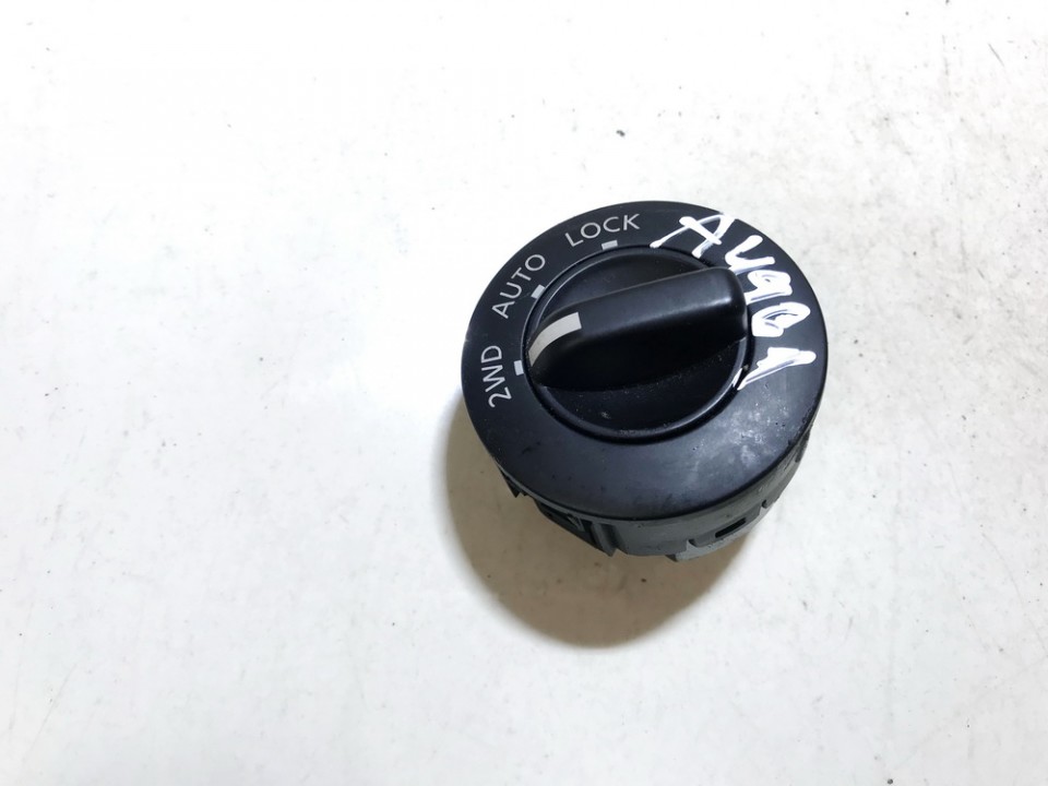 Traction control switch button (ASR Switch Anti-slip regulation) used used Nissan X-TRAIL 2007 2.0