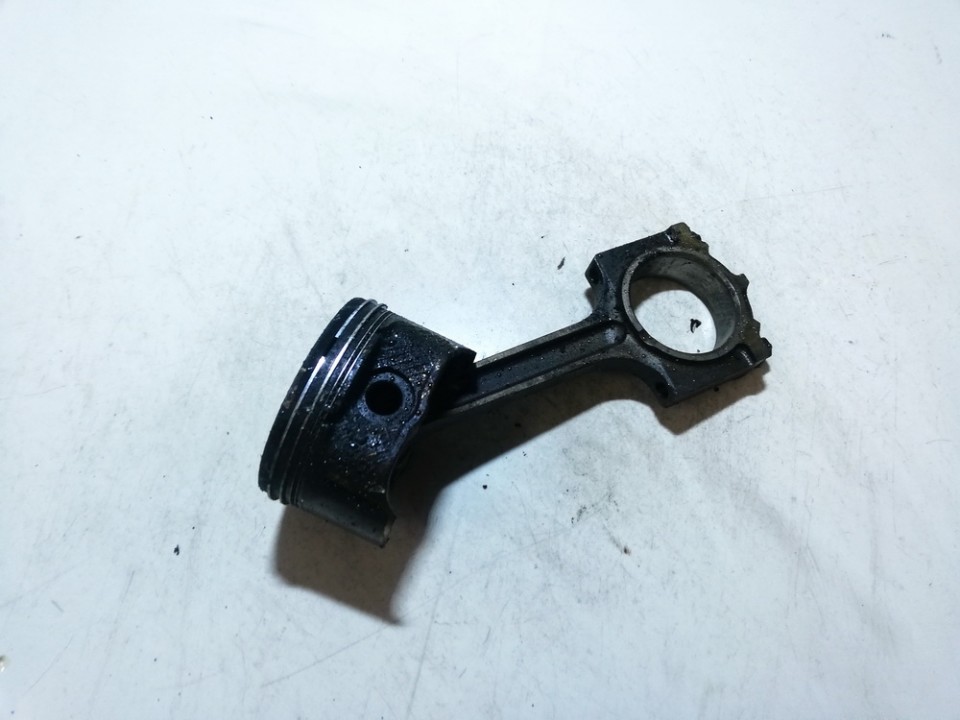 Piston and Conrod (Connecting rod) used used Ford FOCUS 2001 1.8