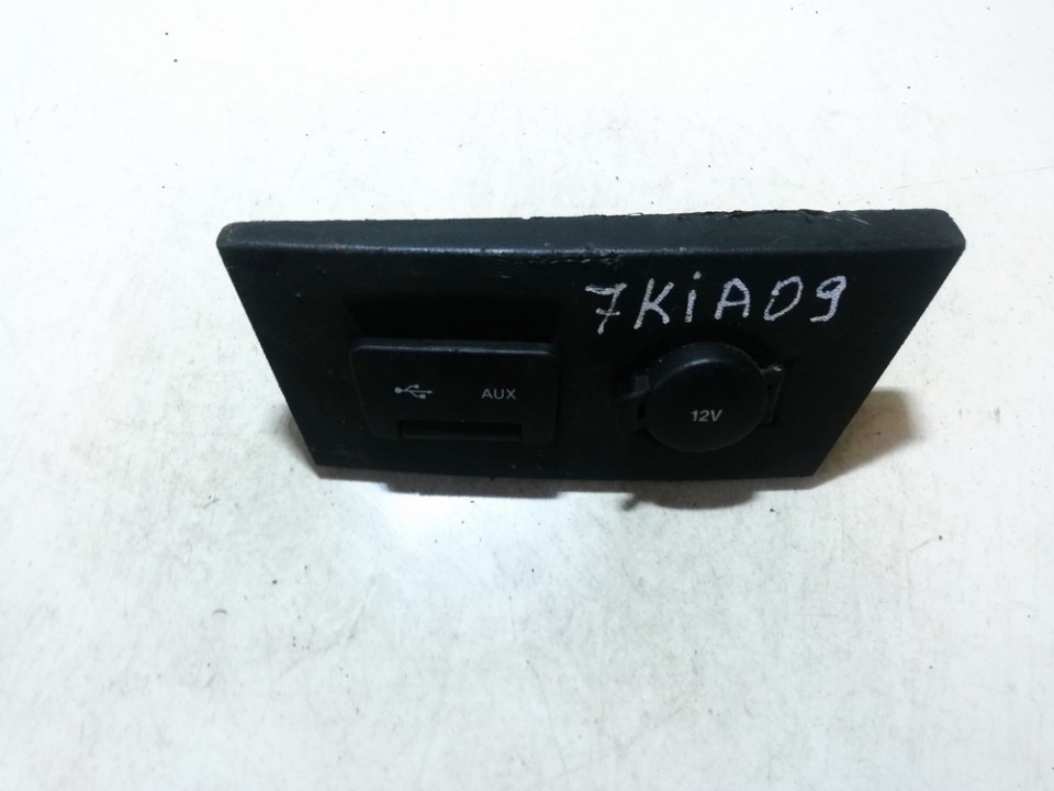 USB-AUX-Ipod кабель 202006806 846171h910 Kia CEED 2008 1.6