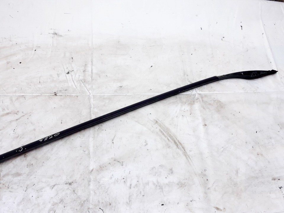 Roof rail - right side 3b9860026a used Volkswagen PASSAT 1999 2.5