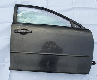 Doors - front right side pilkos used Mazda 6 2002 2.3